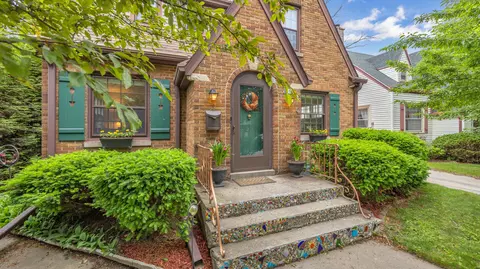 2914 S 7th, Sheboygan, WI 53081