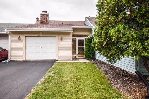 606 Westridge, West Bend, WI 53095