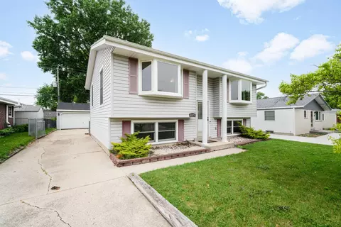 4229 S 90th, Greenfield, WI 53228