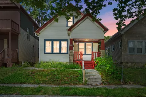 2745 N 33rd, Milwaukee, WI 53210