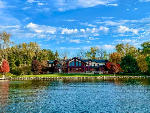 w3806 Lackey Lane, Linn, WI 53147