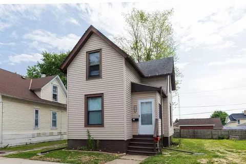 1115 Lewis, Racine, WI 53404