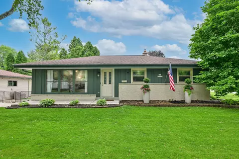 n93w17169 Grand, Menomonee Falls, WI 53051