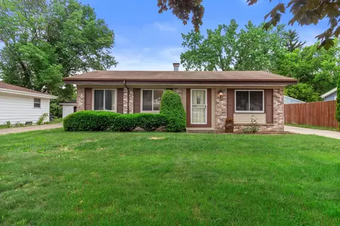 3909 W Tupelo, Milwaukee, WI 53209