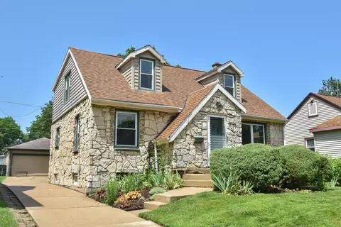 819 S 90th, West Allis, WI 53214