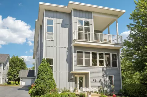 481 Mill, Fontana, WI 53125