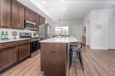 455 Hillary #B, Johnson Creek, WI 53038