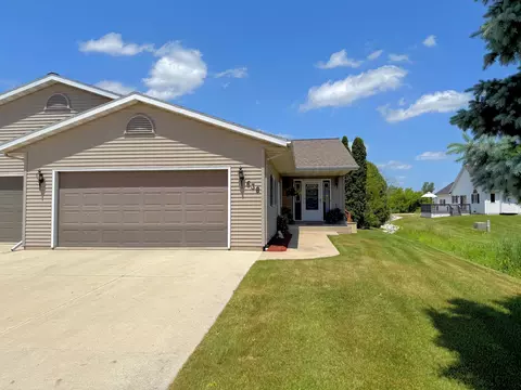 638 Ohio, Oostburg, WI 53070