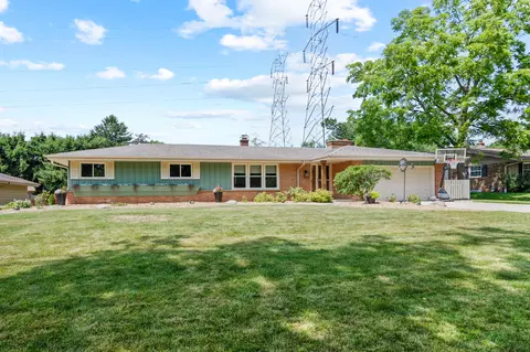 1407 N 119th, Wauwatosa, WI 53226