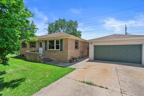 17101 W Roosevelt, New Berlin, WI 53151