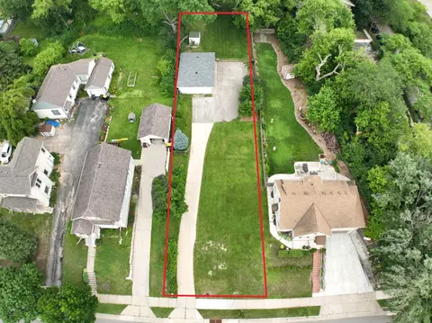 1268 N 68th, Wauwatosa, WI 53213