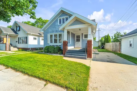 2512 Olive, Racine, WI 53403