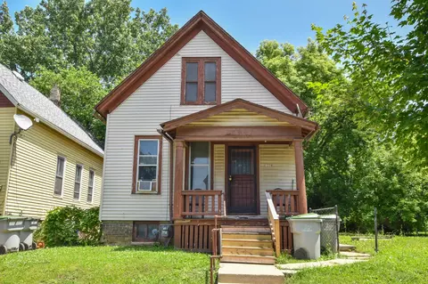 1238 N 26th, Milwaukee, WI 53205