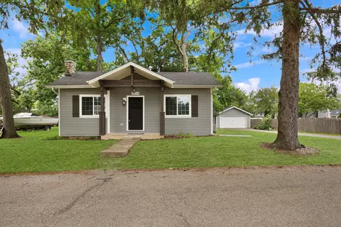 24318 67th, Paddock Lake, WI 53168