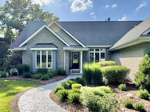w2266 Kniep Road, Spring Prairie, WI 53121