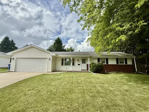 264 E Antoine, Port Washington, WI 53074