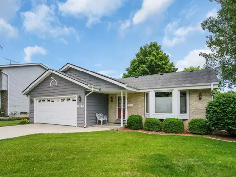 5527 Pershing, Kenosha, WI 53144
