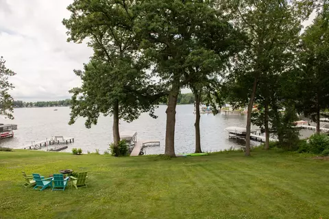 n65w35097 Road J, Oconomowoc, WI 53066