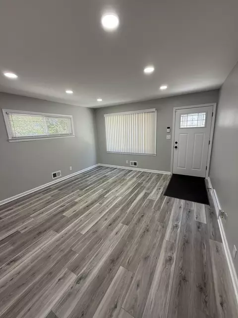 5759 N 95th, Milwaukee, WI 53225