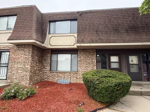 6293 W W Prt, Milwaukee, WI 53223