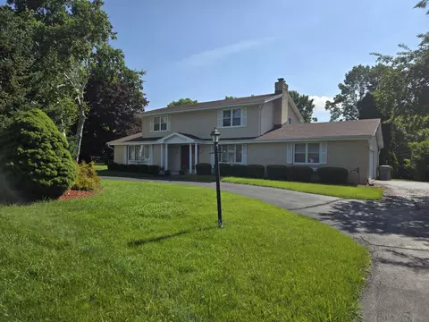 6886 N 100th, Milwaukee, WI 53224