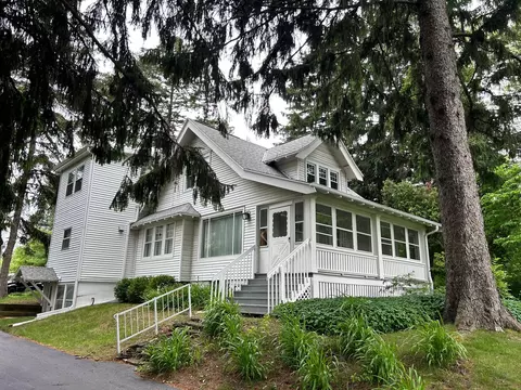 695 W Calumet, River Hills, WI 53217