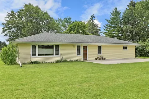 9707 Wilmot, Pleasant Prairie, WI 53158