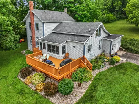 s89w26390 Edgewood, Mukwonago, WI 53149