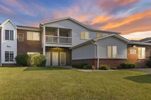 2775 11th #805, Somers, WI 53140