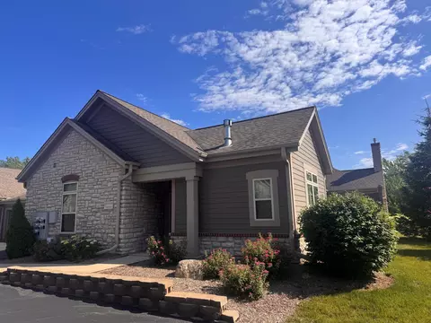 15160 Huff #7-119, Brookfield, WI 53005