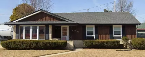 5571 S Indiana, Cudahy, WI 53110