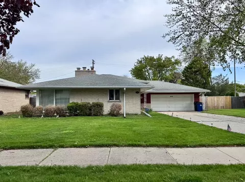 620 North, Racine, WI 53402