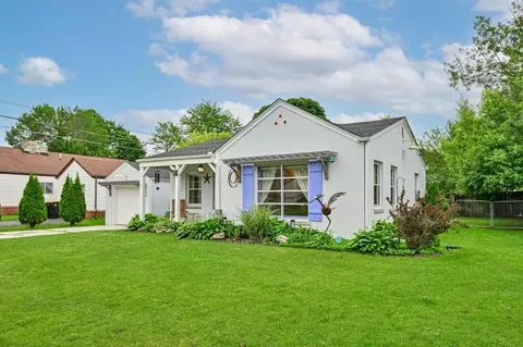 3117 N N Knl, Wauwatosa, WI 53222