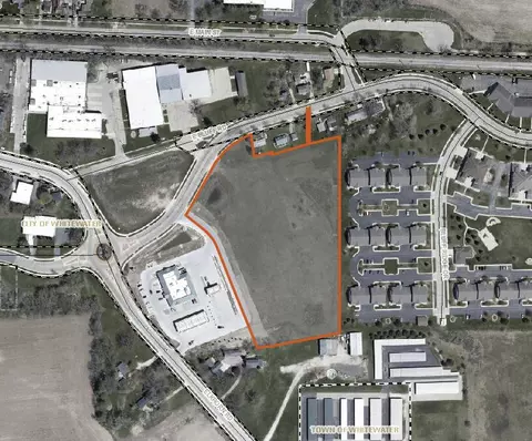1127 Bluff, Whitewater, WI 53190