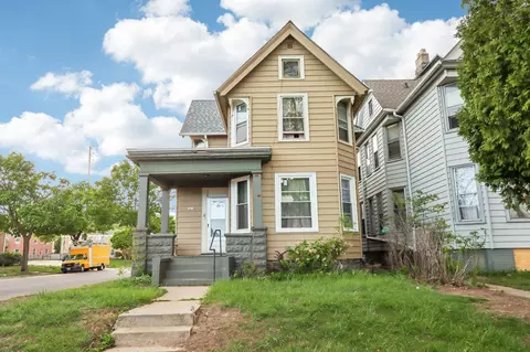 1139 S 23rd, Milwaukee, WI 53204