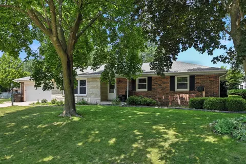 410 Hialeah, Racine, WI 53402