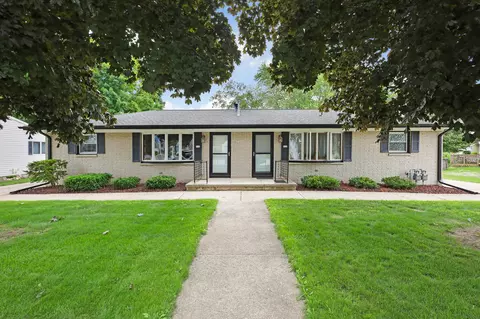 512 Randolph #514, Mishicot, WI 54228