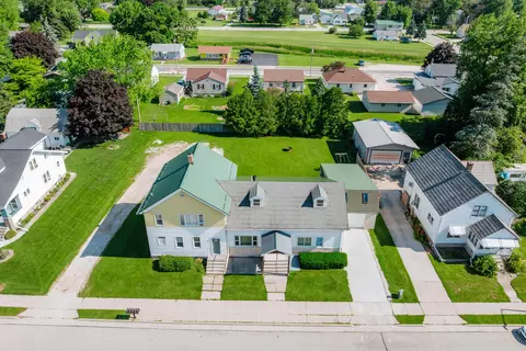 418 Manitowoc #420, Reedsville, WI 54230