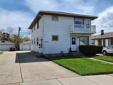 2049 Blaine, Racine, WI 53405