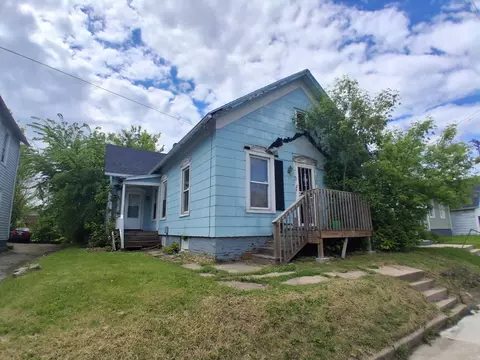 948 Marquette, Racine, WI 53404