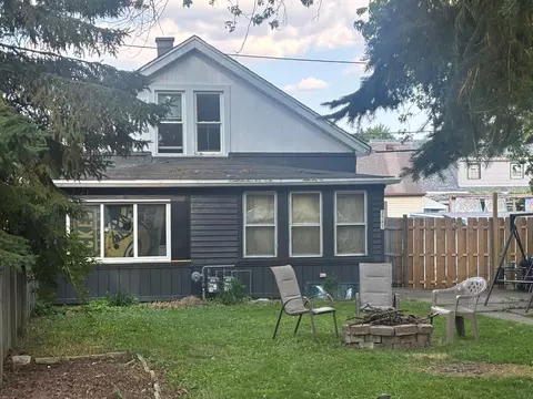 2562 S 68th, Milwaukee, WI 53219