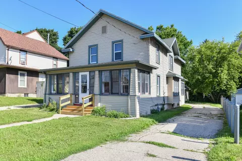 218 W North, Whitewater, WI 53190