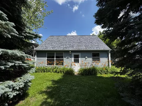 826 Lakeview, South Milwaukee, WI 53172