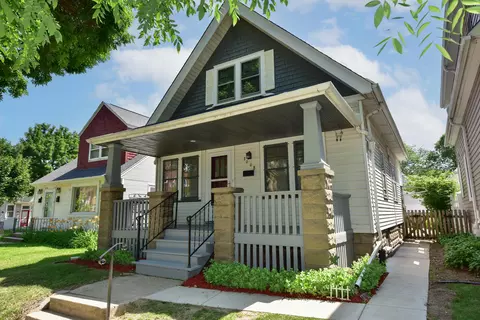 3008 S Clement, Milwaukee, WI 53207