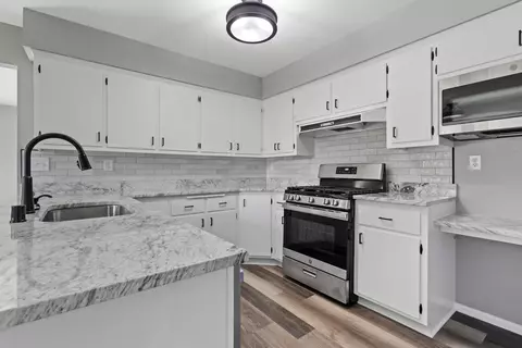 1805 Park, West Bend, WI 53090