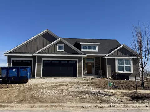 9938 Migratory, Mequon, WI 53097