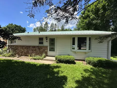 923 Laduron, Mishicot, WI 54228