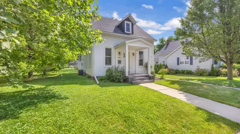 141 School, Kohler, WI 53044