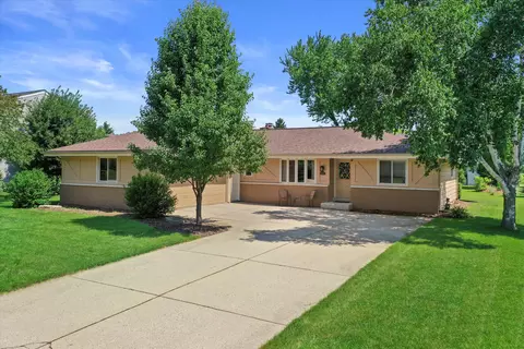 4440 S Rachel, New Berlin, WI 53151
