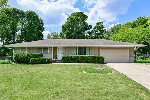335 W Nicolet, Glendale, WI 53217